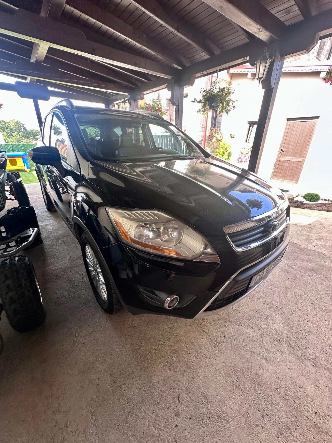 Ford Kuga ПАНОРАМА + Рекаро салон, снимка 4 - Автомобили и джипове - 56045635