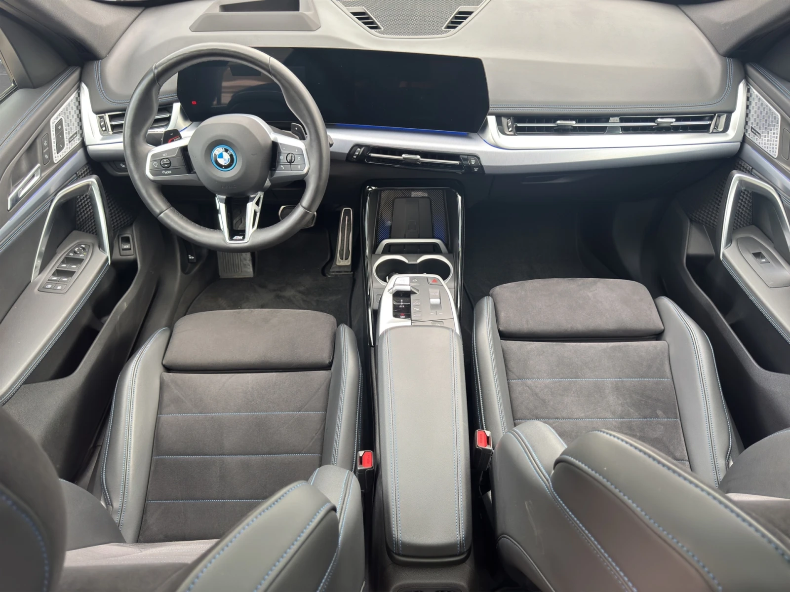 BMW X1 xDrive30e, снимка 7 - Автомобили и джипове - 56612917