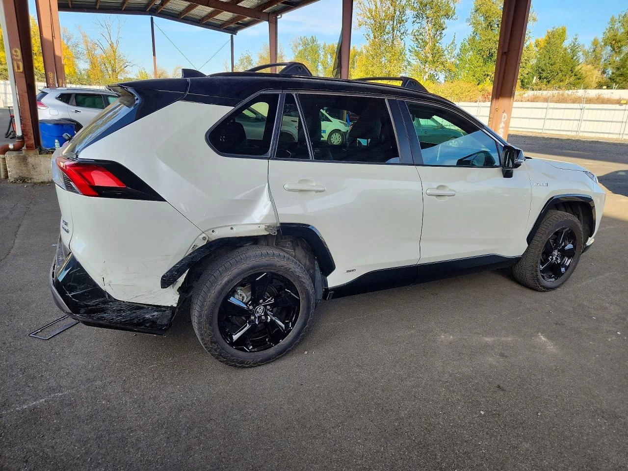 Toyota Rav4 2.5l Xse, снимка 3 - Автомобили и джипове - 56664311