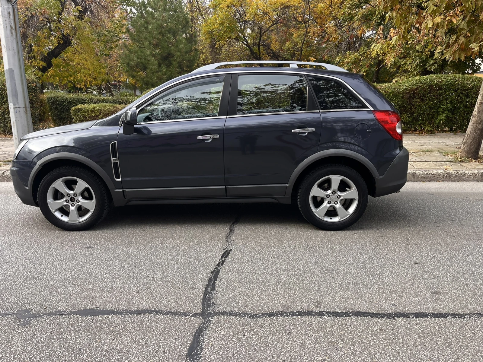 Opel Antara 4x4, снимка 5 - Автомобили и джипове - 56709712