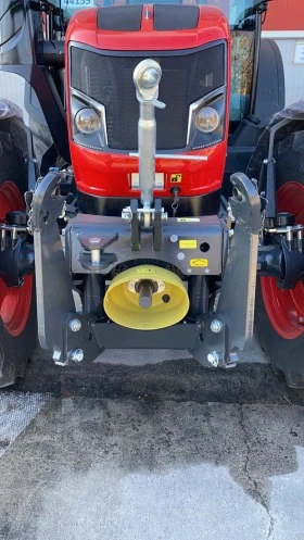 Трактор Armatrac 1254 LUX + PTO и преден навес, снимка 9