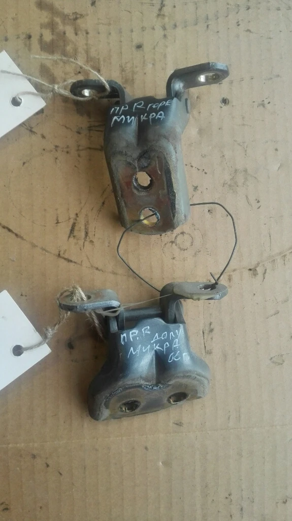 панта врата предна дясна горна и долна Нисан Микра 4врати