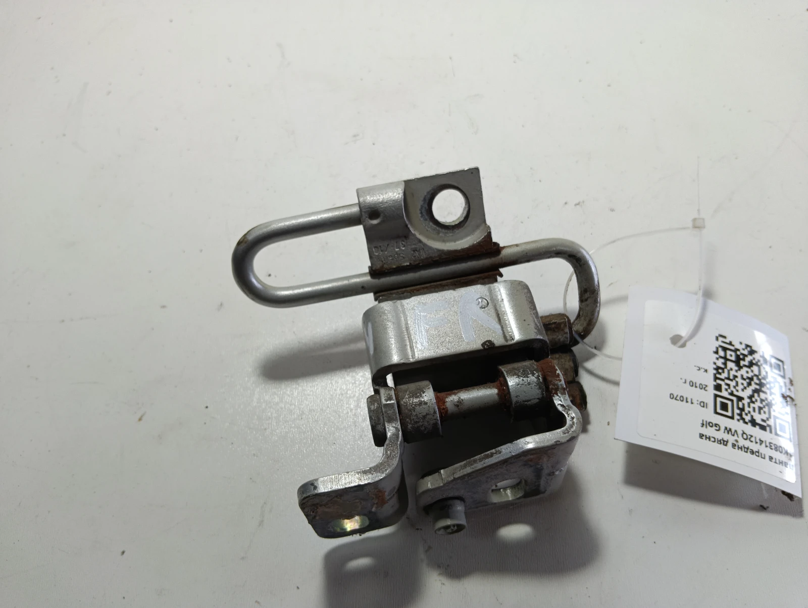 панта предна дясна 1K0831412Q VW Golf