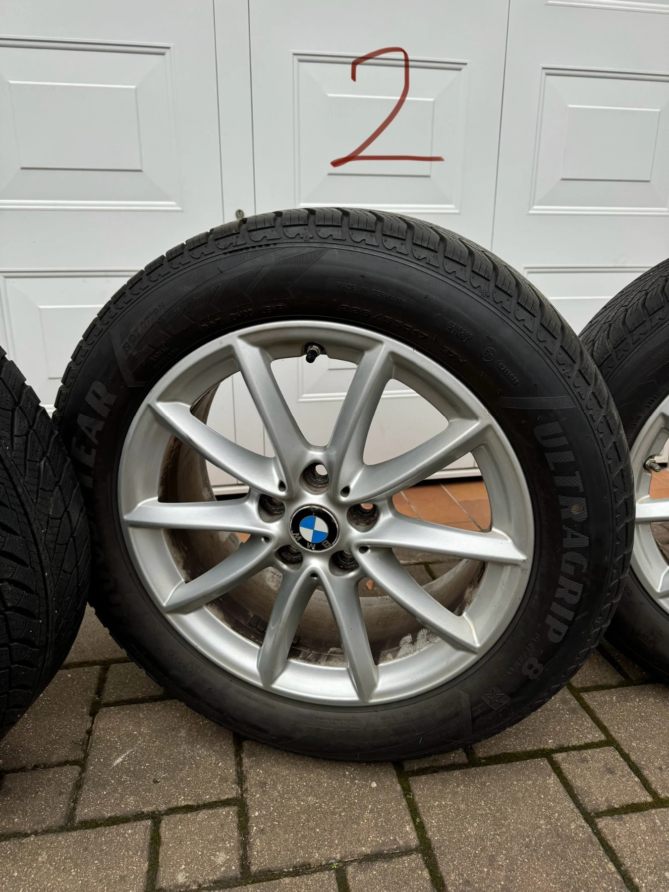    225/55R17  BMW X1 | Mobile.bg   3