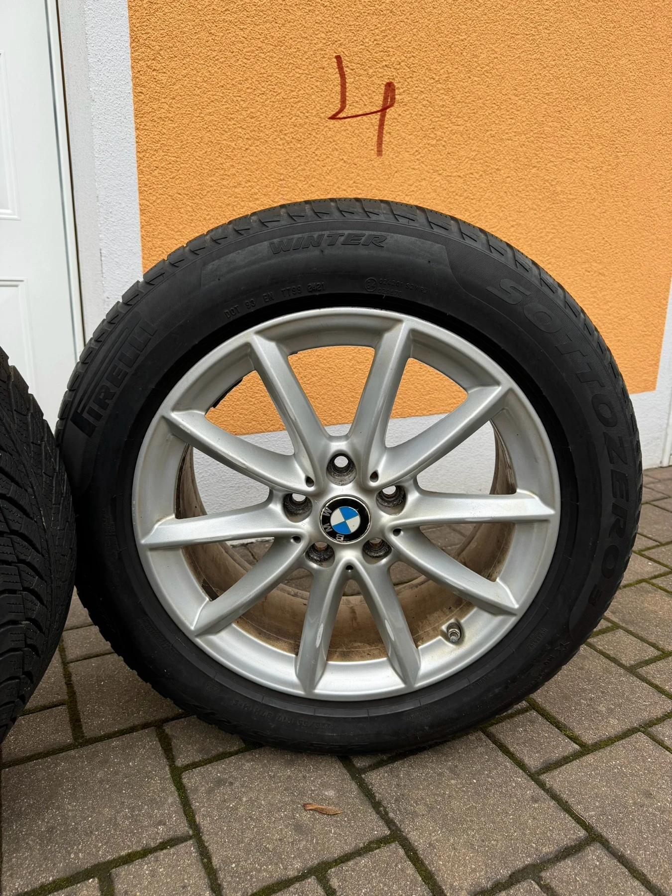    225/55R17  BMW X1 | Mobile.bg   5