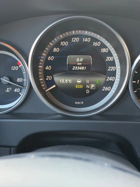 Mercedes-Benz E 300, снимка 8