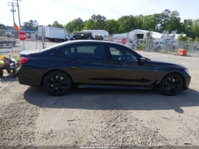 BMW 760 * V12* XDRIVE* BOWERS&WILKINS* МАСАЖИ* ПАНОРАМА* F, снимка 12