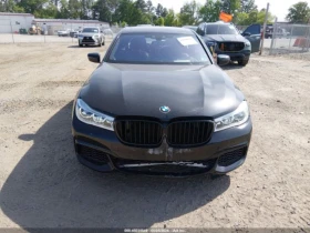 BMW 760 * V12* XDRIVE* BOWERS&WILKINS* МАСАЖИ* ПАНОРАМА* F, снимка 11
