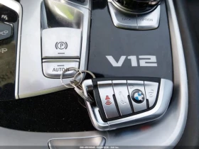 BMW 760 * V12* XDRIVE* BOWERS&WILKINS* МАСАЖИ* ПАНОРАМА* F, снимка 10