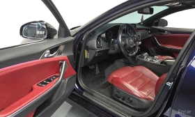 Kia Stinger 3.3 Turbo AWD | АВТОФИНАНСИРАНЕ, снимка 10