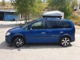 VW Touran CROSS, снимка 2