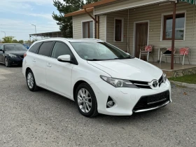 Toyota Auris 2.0D4D 125к.с , снимка 1