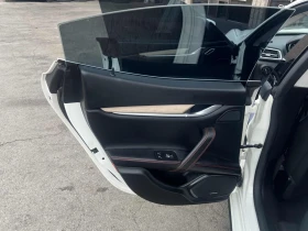 Обява за продажба на Maserati Ghibli * АВТО КРЕДИТ* ЦЕНА ДО БГ * CARFAX *  ~28 499 лв. - изображение 11