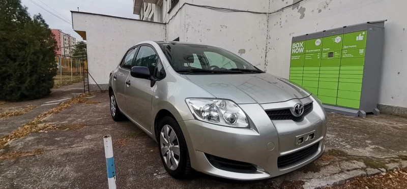 Toyota Auris 1.4 d4d, снимка 3 - Автомобили и джипове - 47350330