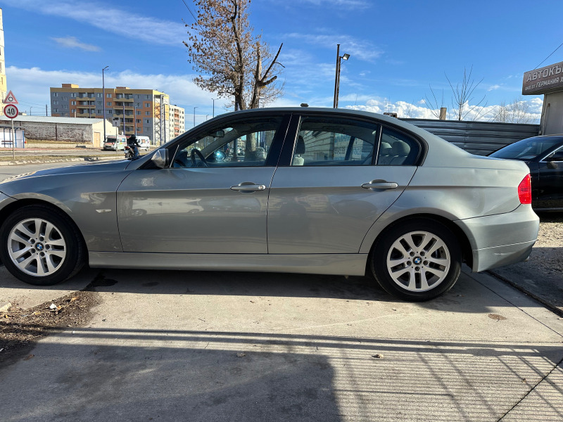 BMW 320, снимка 4 - Автомобили и джипове - 43882764