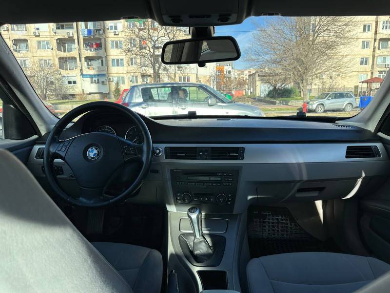 BMW 320, снимка 8 - Автомобили и джипове - 43882764