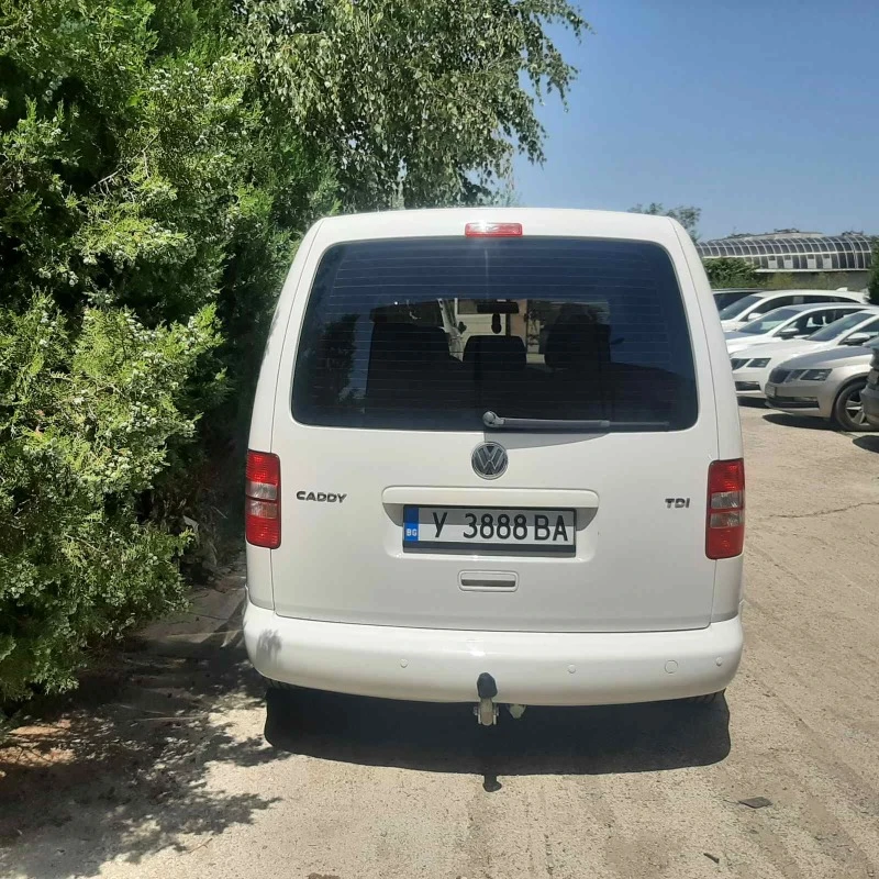 VW Caddy 1.6TDI, N1Пътнически, снимка 15 - Автомобили и джипове - 46617068