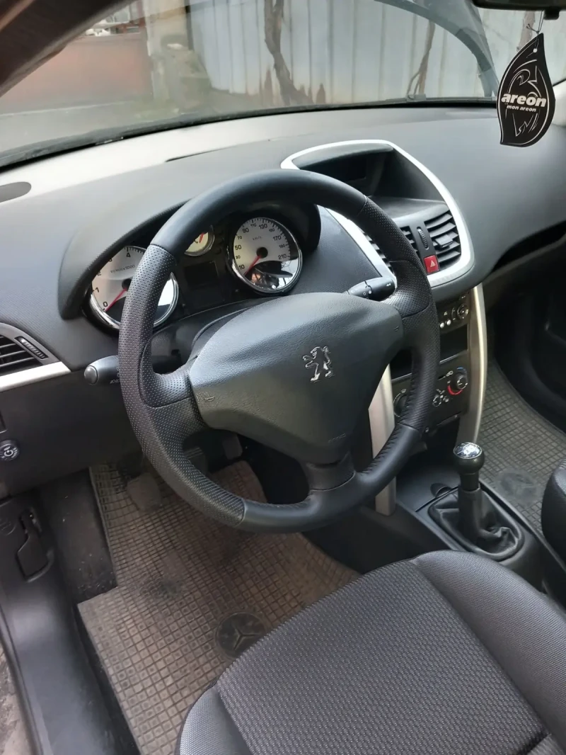 Peugeot 207 1.4i ГАЗ, снимка 3 - Автомобили и джипове - 47685777