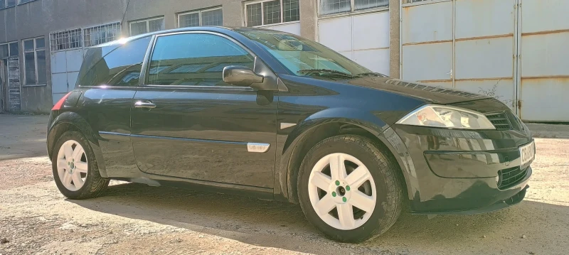 Renault Megane, снимка 3 - Автомобили и джипове - 47726753