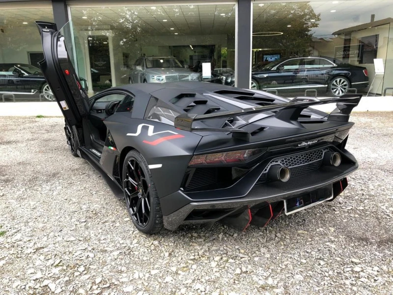 Lamborghini Aventador SVJ Фабрично нов, не регистриран., снимка 4 - Автомобили и джипове - 47742744