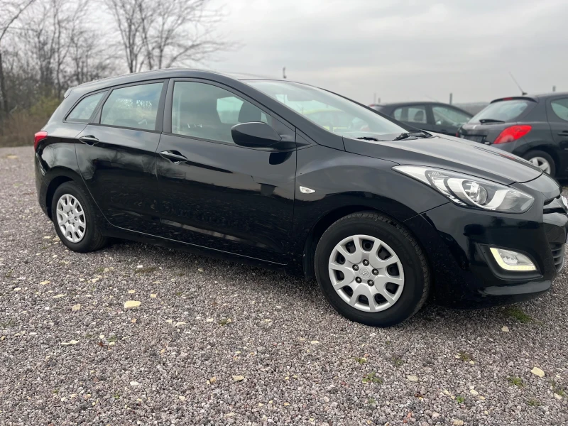 Hyundai I30 1.6 CRDi 110 TOП, снимка 4 - Автомобили и джипове - 48392921