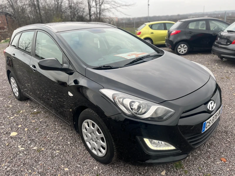 Hyundai I30 1.6 CRDi 110 TOП, снимка 5 - Автомобили и джипове - 48392921