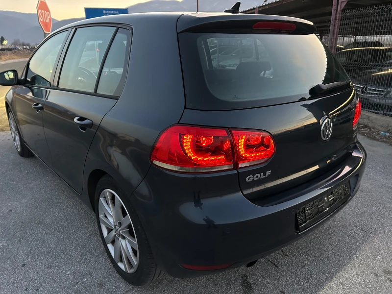 VW Golf 1.6 TDI LED* HIGH LINE* ALKANTARA, снимка 6 - Автомобили и джипове - 48549856