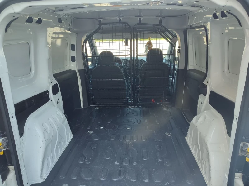Fiat Doblo 1.3mjet 90cv, снимка 9 - Автомобили и джипове - 52303492
