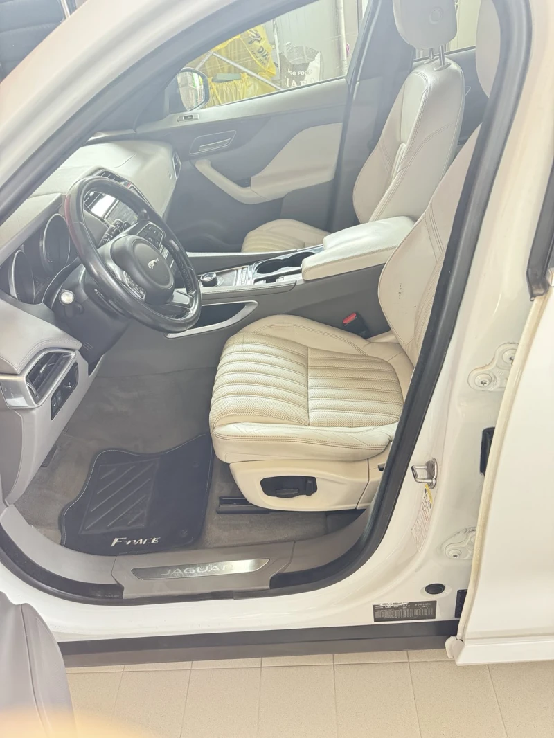 Jaguar F-Type 2.0TDI, снимка 10 - Автомобили и джипове - 51651911