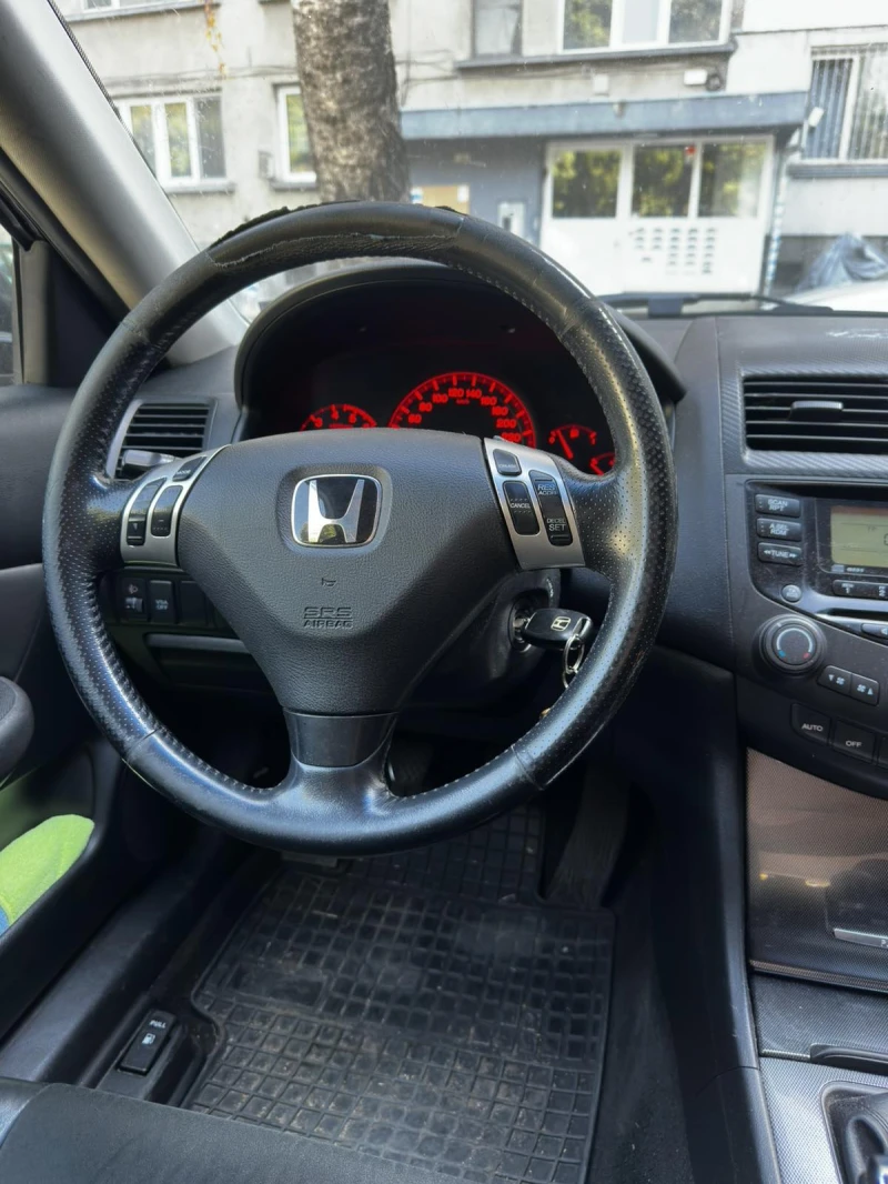 Honda Accord, снимка 9 - Автомобили и джипове - 52471762