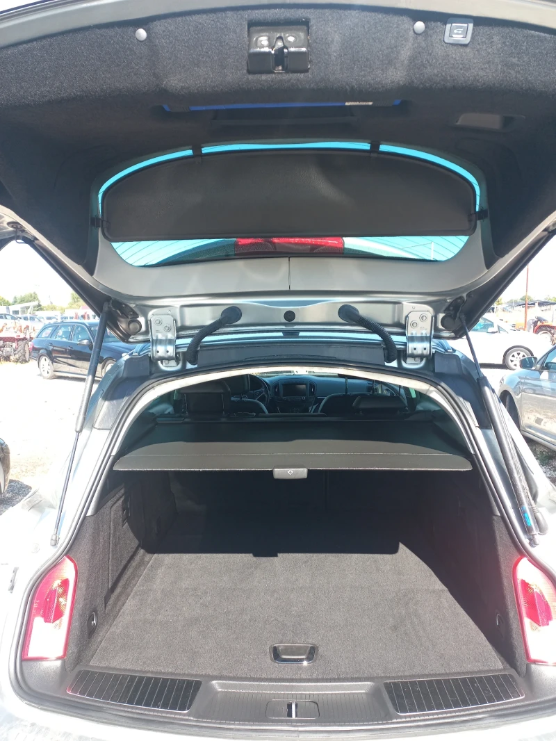 Opel Insignia 2, 0 CDTI SPORTS TOURER 4?4, снимка 6 - Автомобили и джипове - 51998791