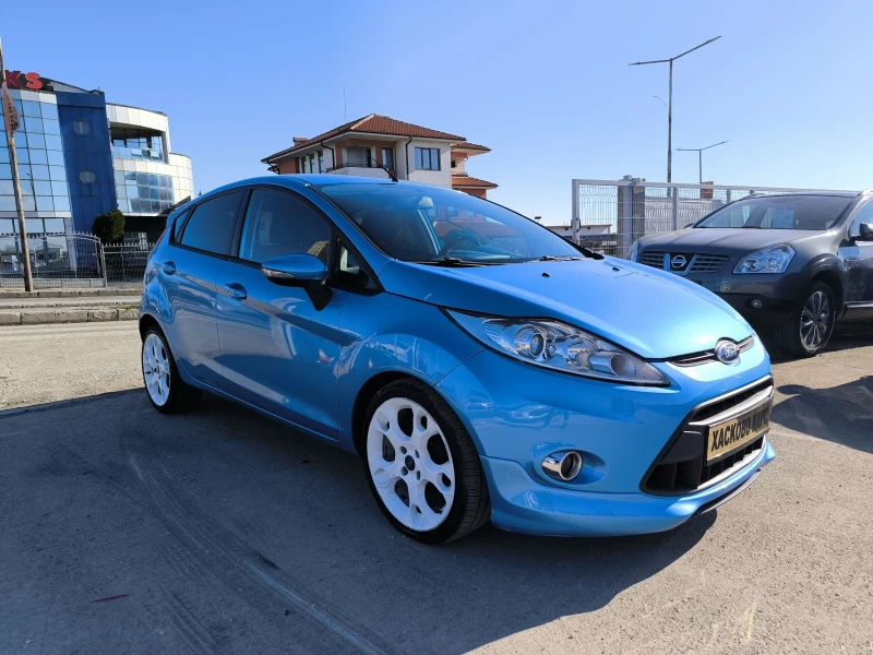 Ford Fiesta 1.6i, снимка 3 - Автомобили и джипове - 52435974