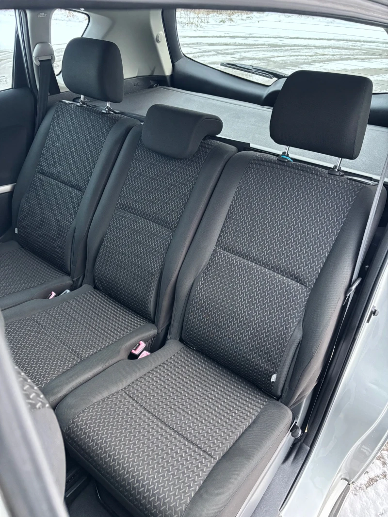 Toyota Corolla verso, снимка 8 - Автомобили и джипове - 53108421