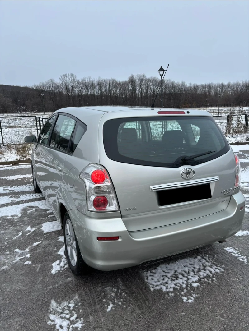 Toyota Corolla verso, снимка 3 - Автомобили и джипове - 53108421