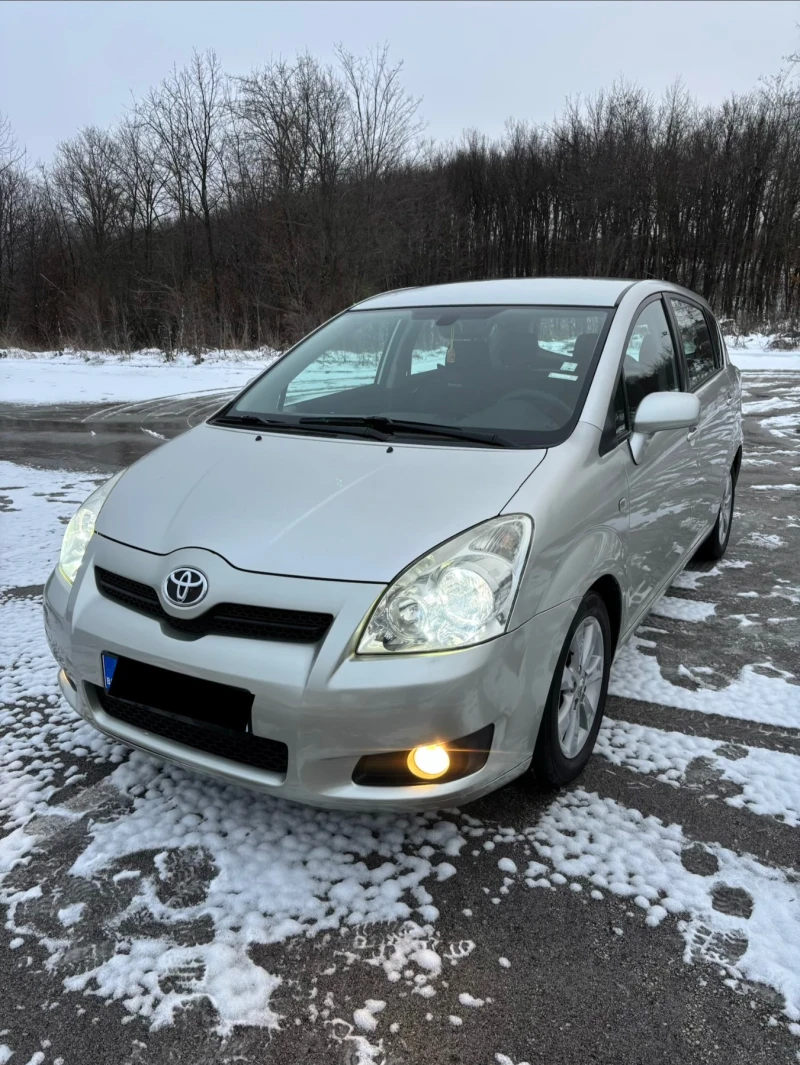 Toyota Corolla verso, снимка 2 - Автомобили и джипове - 53108421