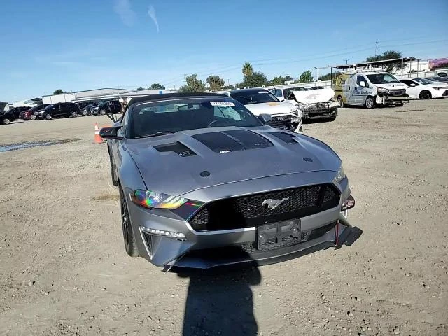 Ford Mustang 5l Gt, снимка 13 - Автомобили и джипове - 53907638