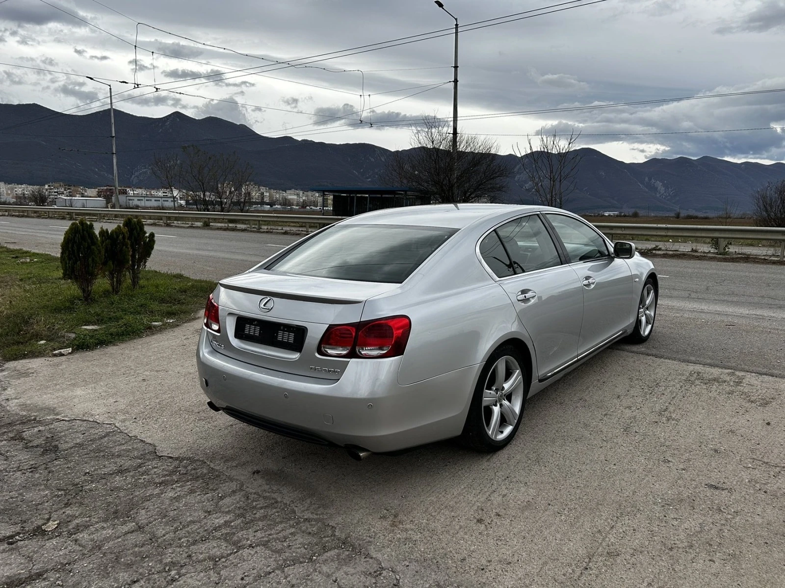 Lexus GS 300 - изображение 7