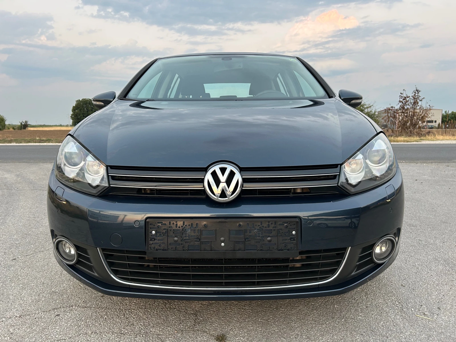 VW Golf 1.6 TDI LED* HIGH LINE* ALKANTARA - изображение 3