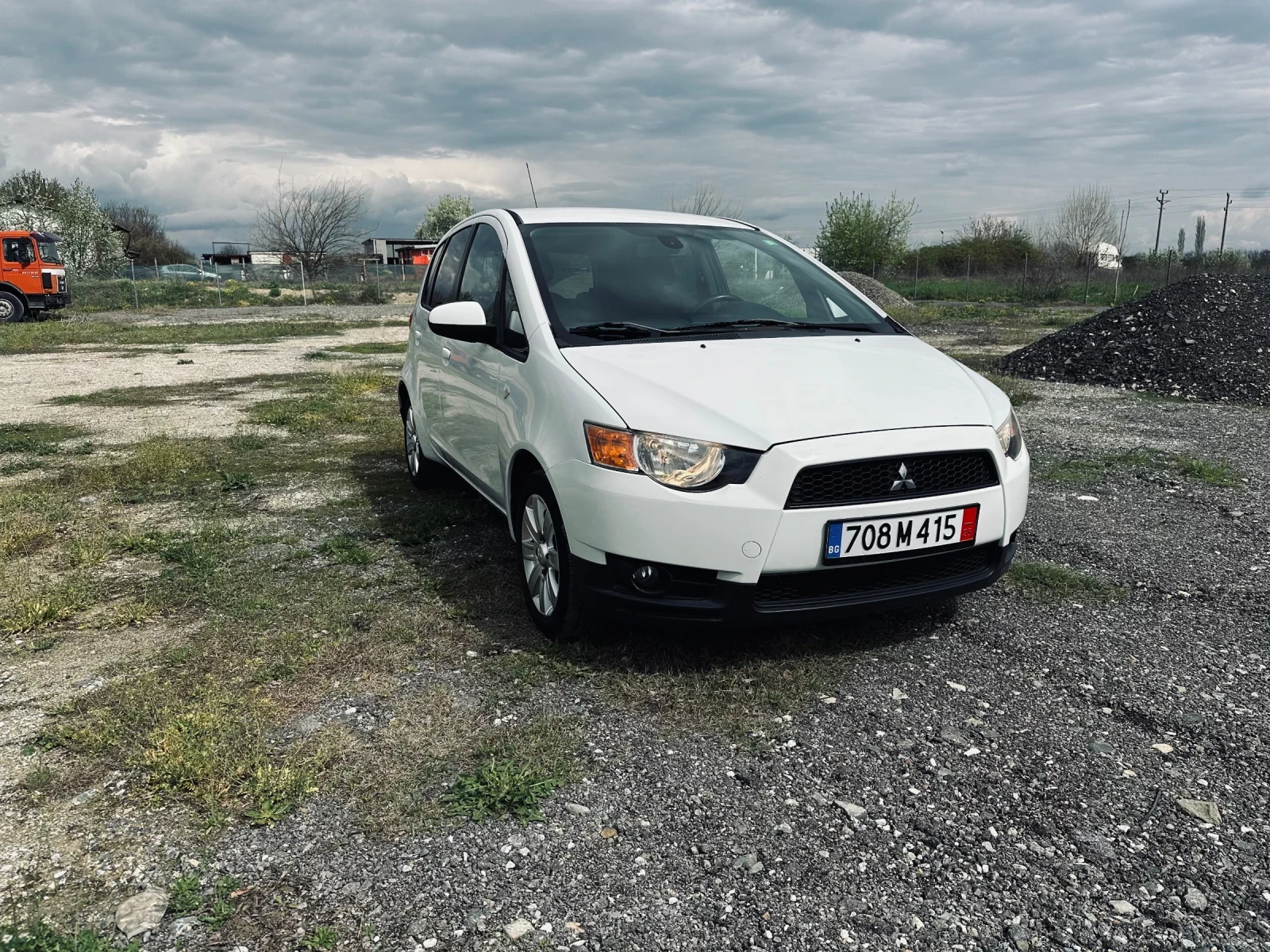 Mitsubishi Colt Colt 1.5i automat facelift - изображение 2