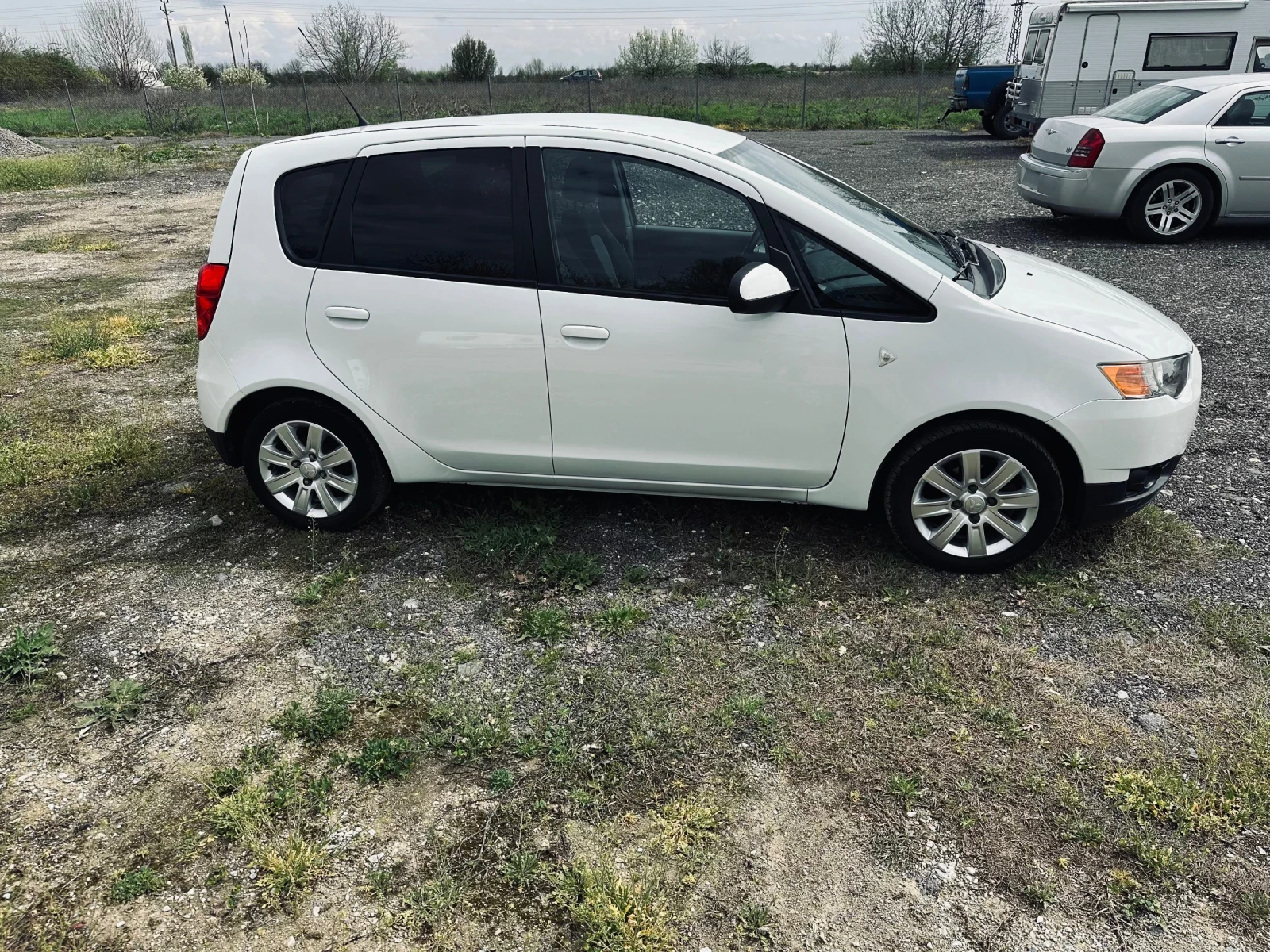 Mitsubishi Colt Colt 1.5i automat facelift - изображение 4