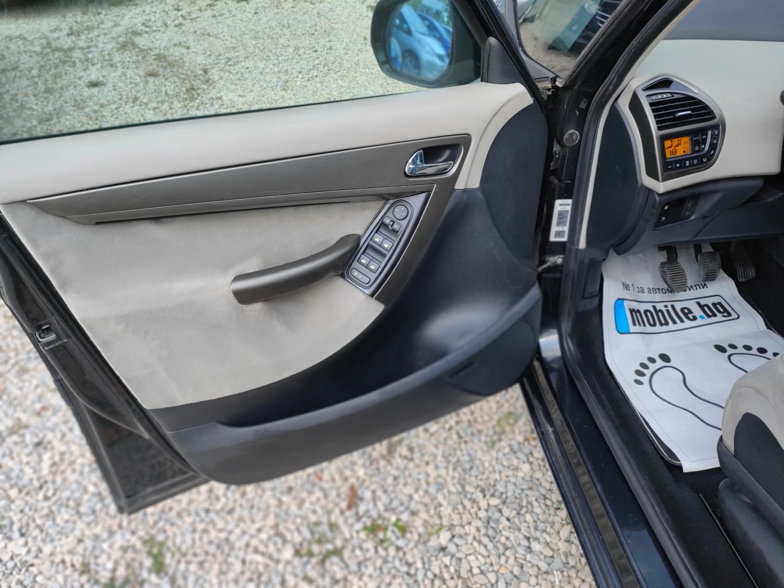Citroen C4 Picasso 1.6hdi-109ks.Italia - изображение 9