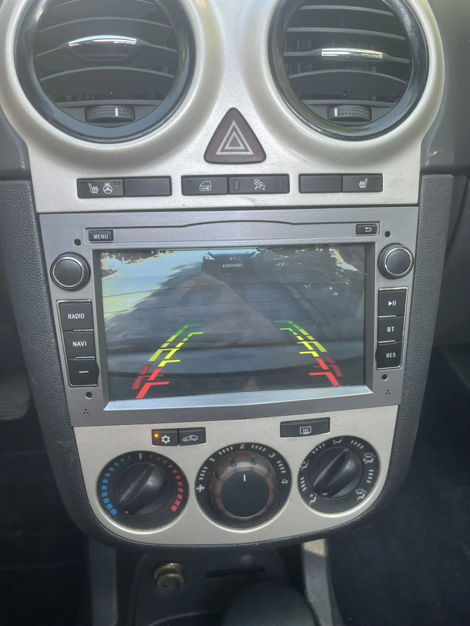 Opel Corsa  - изображение 8