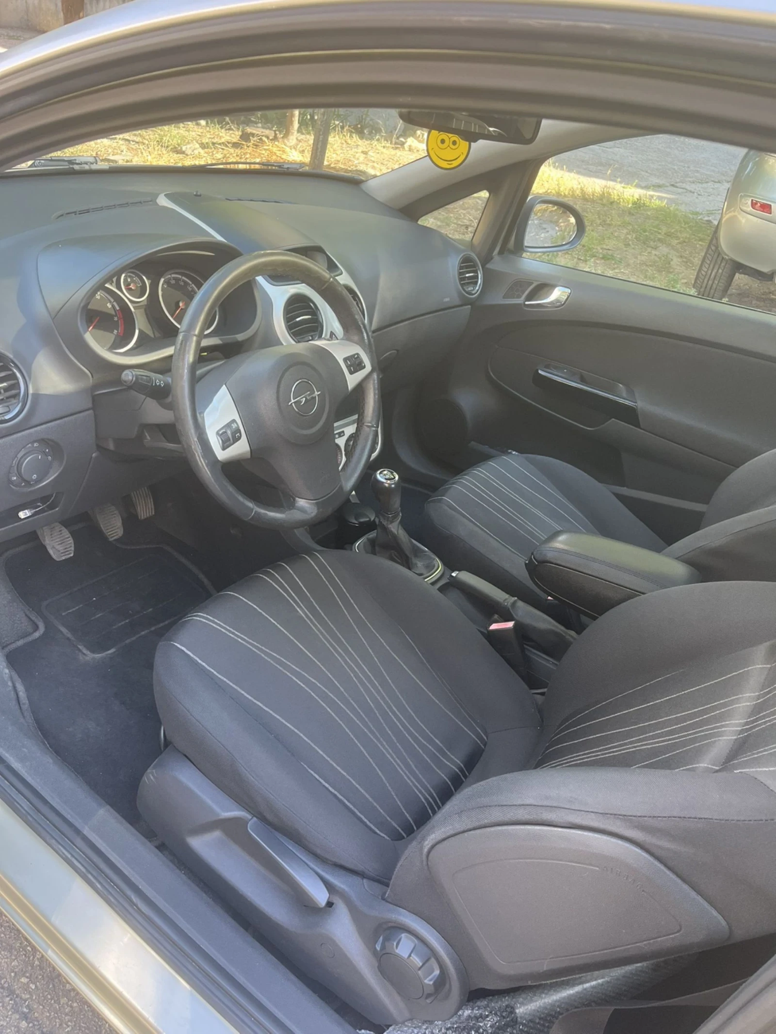 Opel Corsa  - изображение 9
