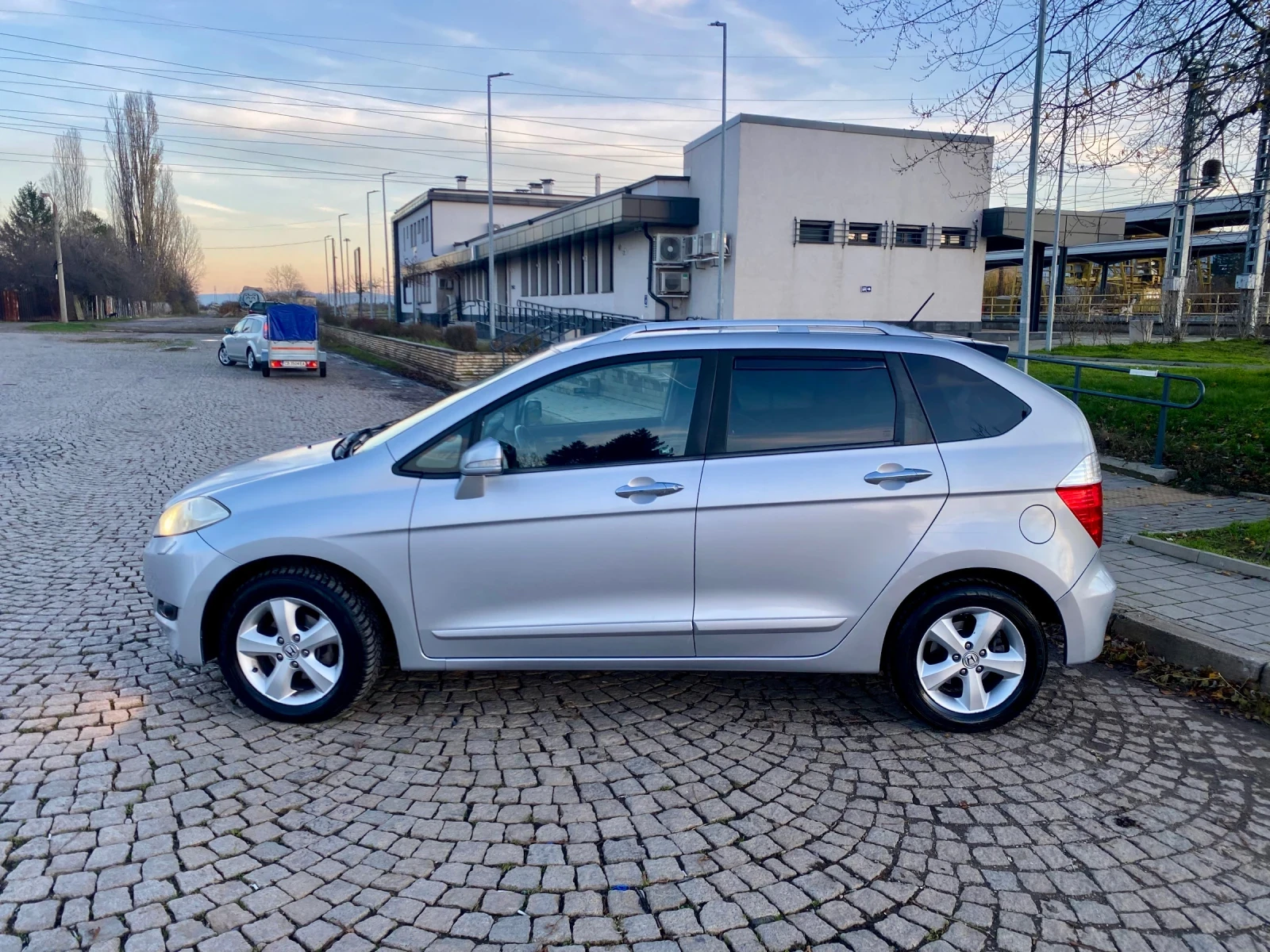 Honda Fr-v 2.2 I-CDTI - изображение 2