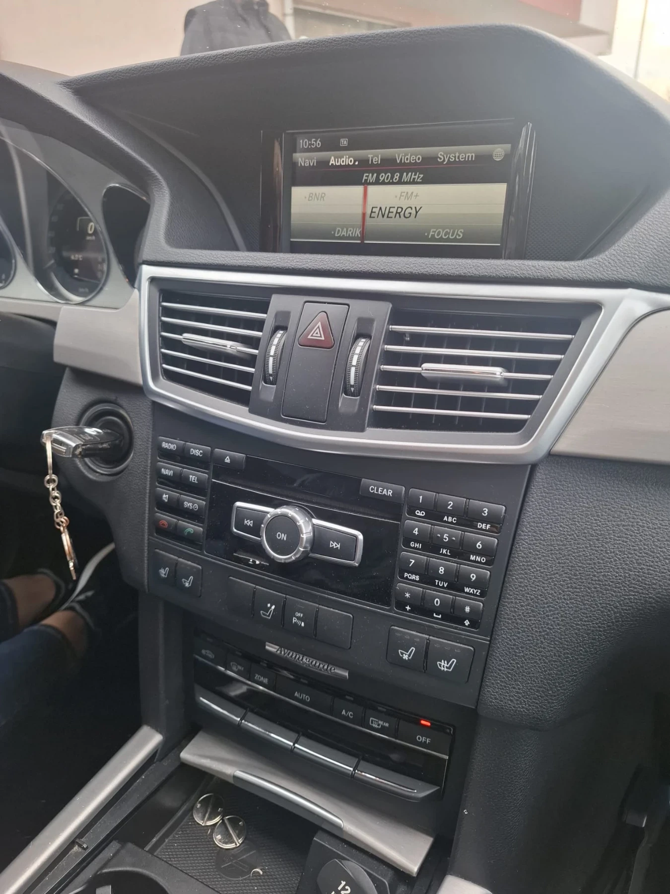 Mercedes-Benz E 350  - изображение 5