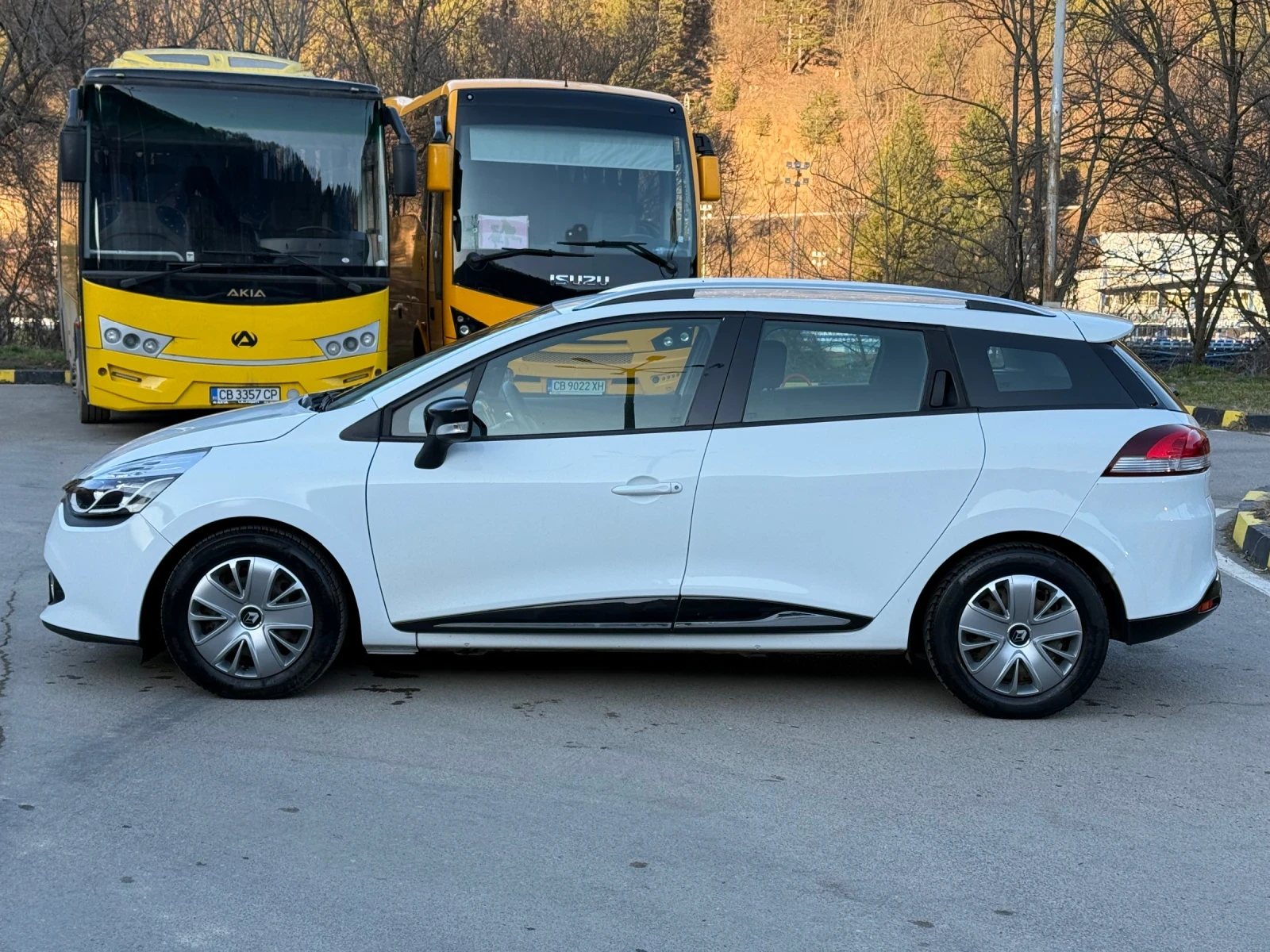 Renault Clio 1.5dCi Navigacia* Klimatik* EURO 6 - изображение 9