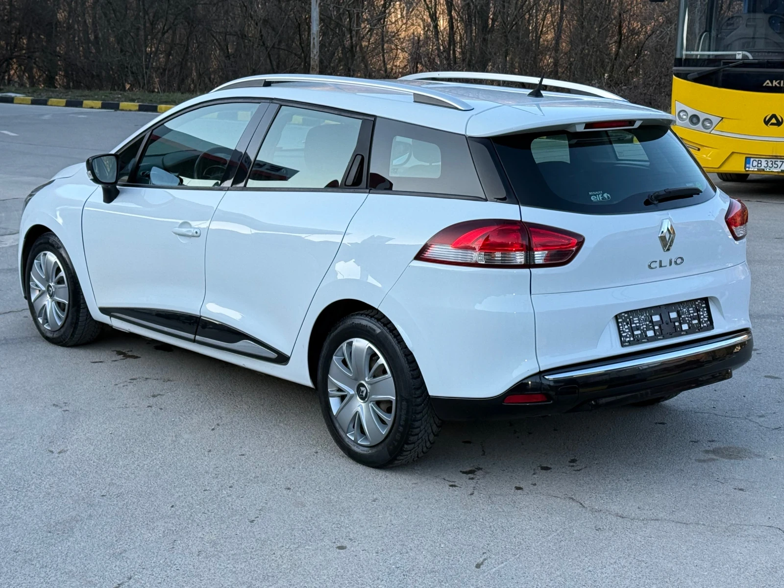 Renault Clio 1.5dCi Navigacia* Klimatik* EURO 6 - изображение 8