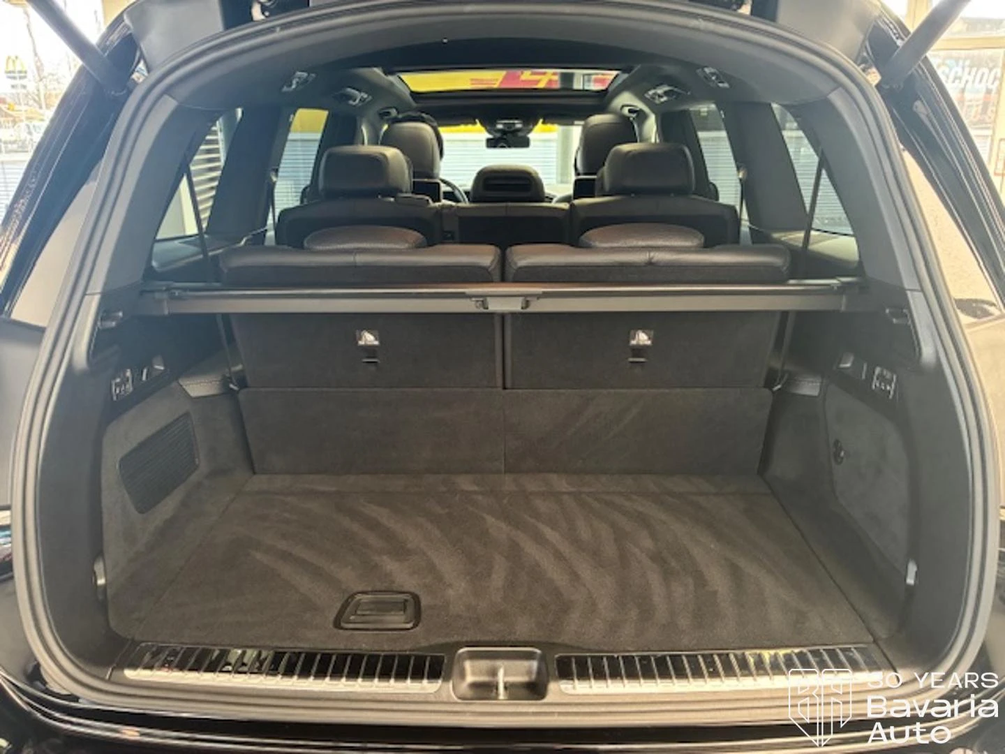 Mercedes-Benz GLS 450 d 4MATIC AMG Line, снимка 11 - Автомобили и джипове - 53729963