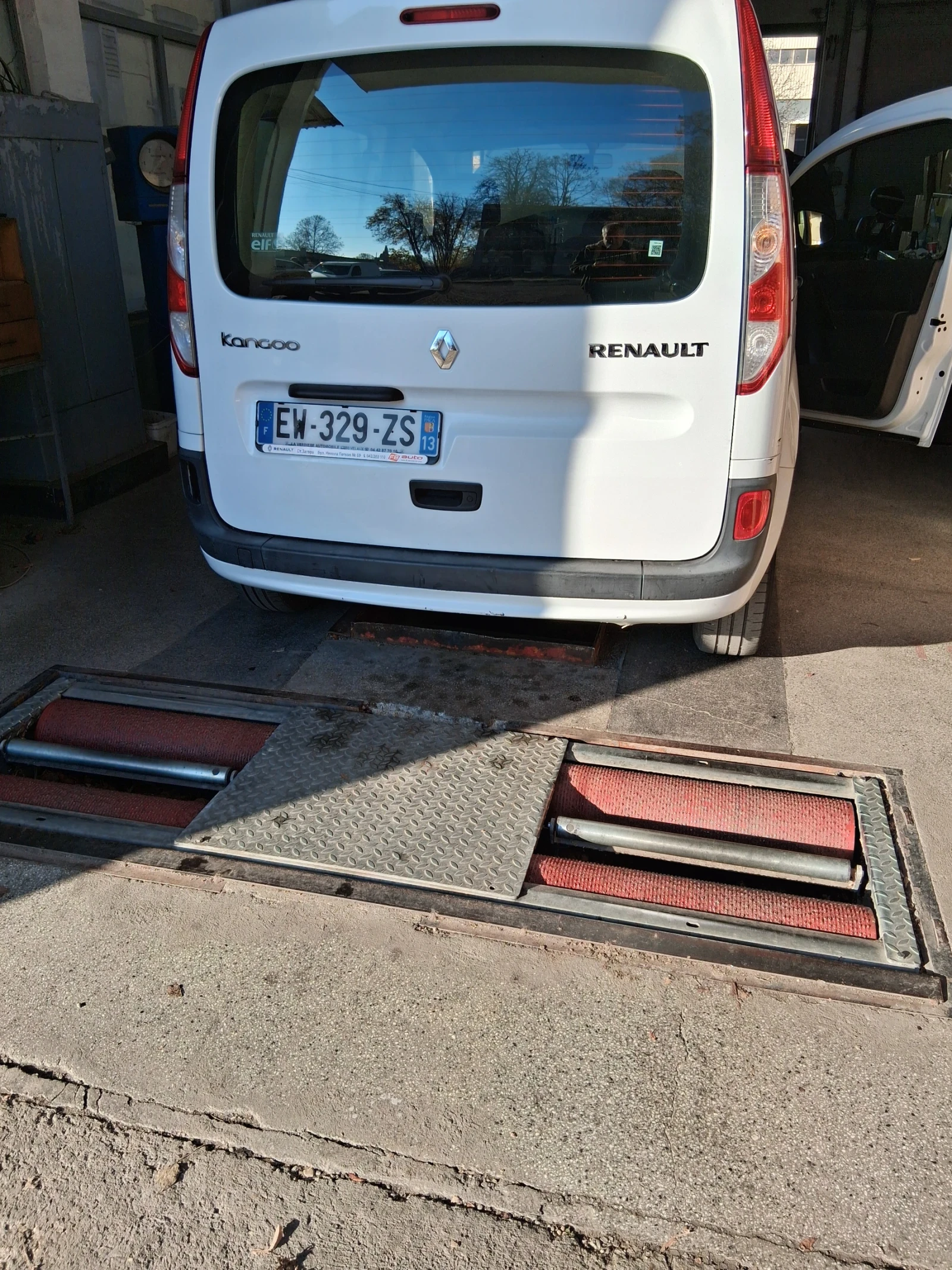 Renault Kangoo, снимка 13 - Автомобили и джипове - 53756737