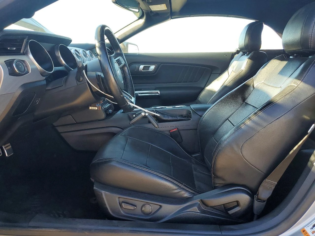 Ford Mustang 5l Gt, снимка 7 - Автомобили и джипове - 53907638